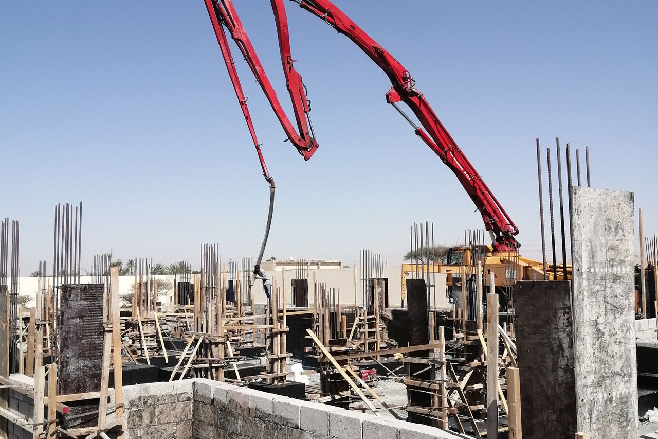 Beton pompası bomu ile perde ve kolon betonu